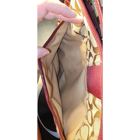 Coach New York Signature Stripe Khaki Monogram / Merlot Crossbody Purse File Bag - Picture 4 of 8